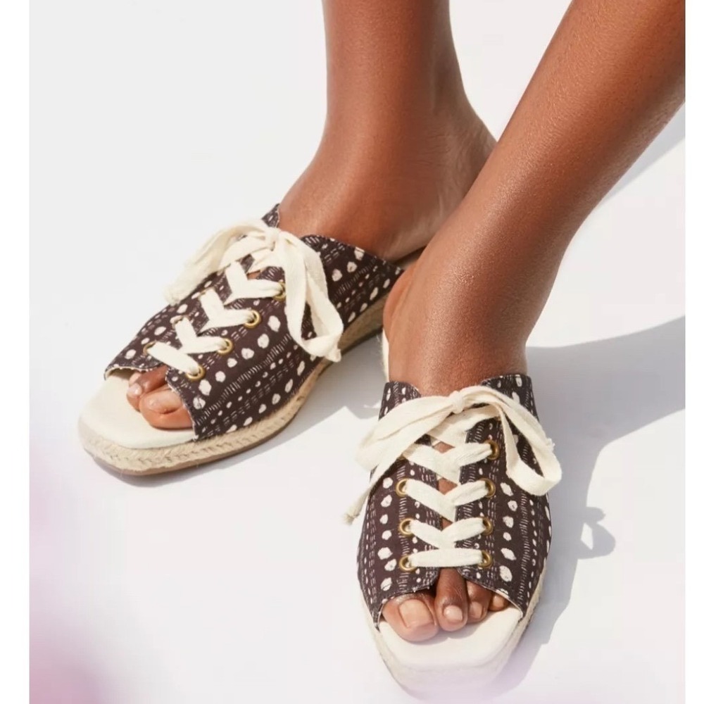 Urban Outfitters Block Print Lace Up Espadrille Sandals Mules Flats Shoes size 6
